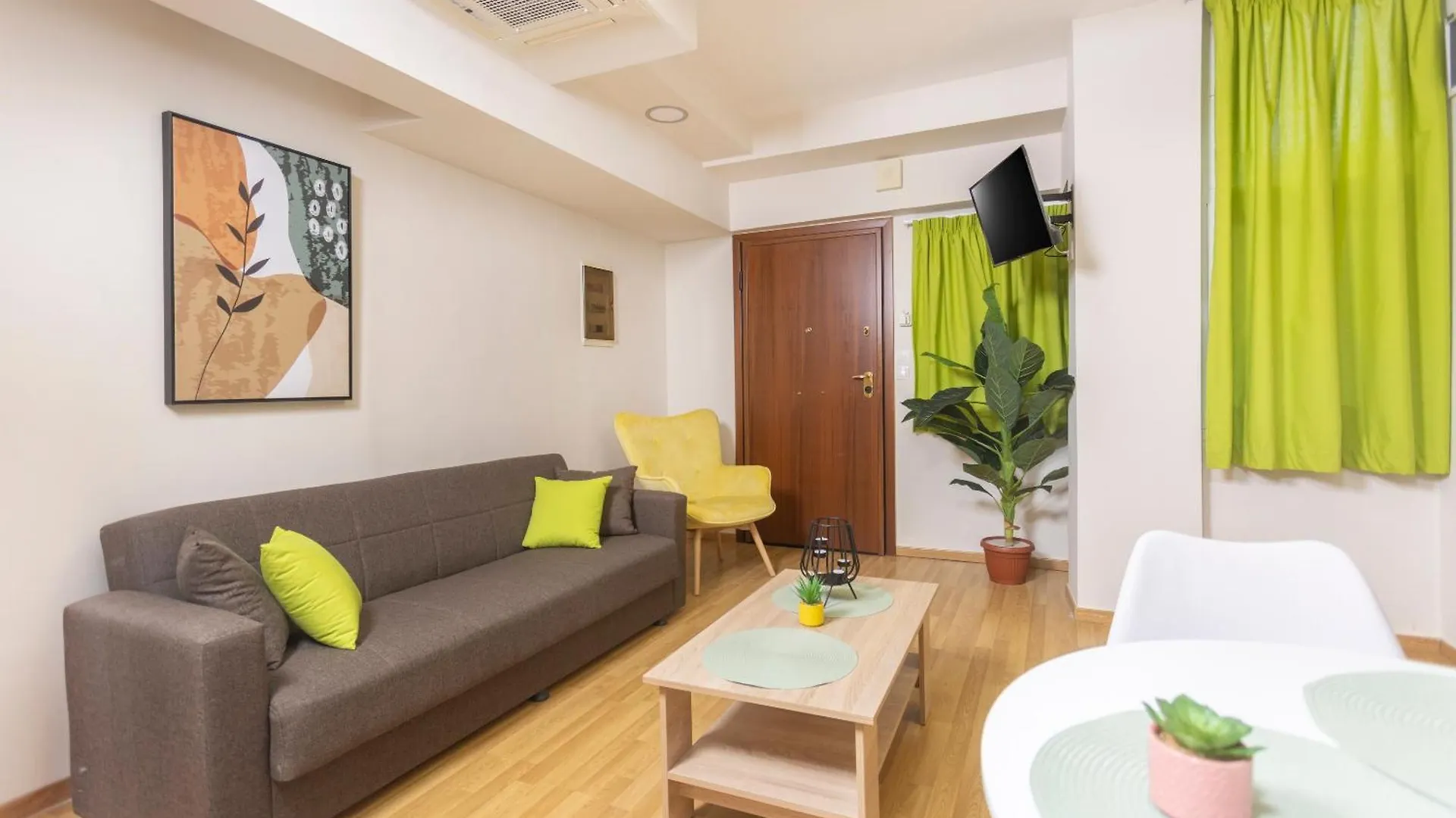Val City Center Apartment Soluň